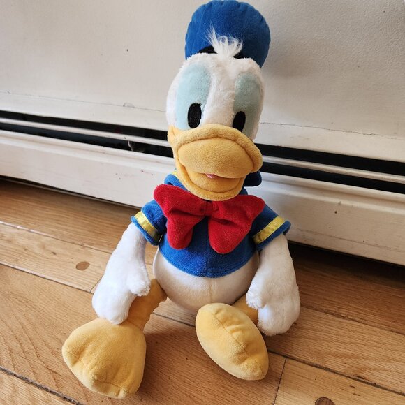 Disney Donald Duck Stuffed Animal Toy - Picture 5 of 16